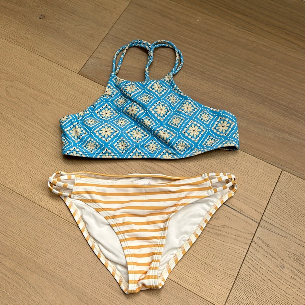 NWT, girls O’Neill bikini